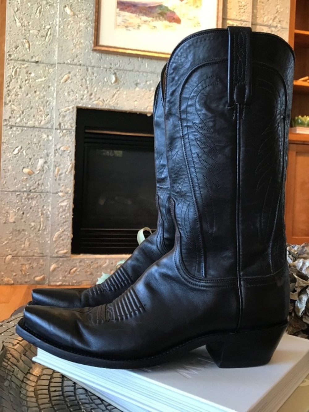LUCCHESE MODERN COWGIRL CHIC BLACK LEATHER ELEVATED WESTERN SNIP TOE BOOTS - Picture 5 of 14